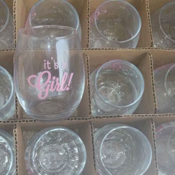 It's a Girl 9 oz. Stemless Wine Glass New In Box Gender Reveal - Picture 4 of 4